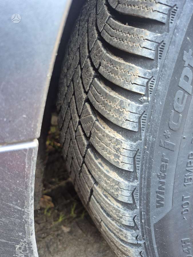 BMW 318 2009 — photo 19