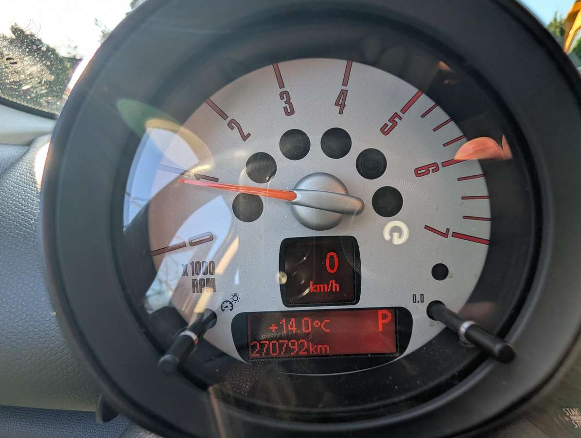 Mini Cooper 2012 — photo 12