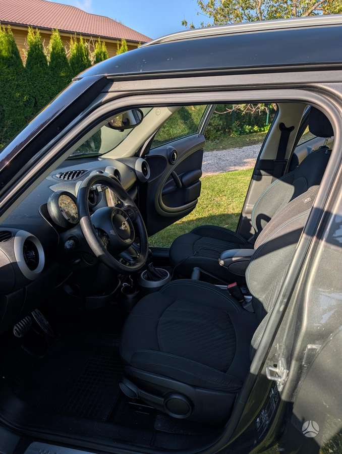 Mini Cooper 2012 — photo 5