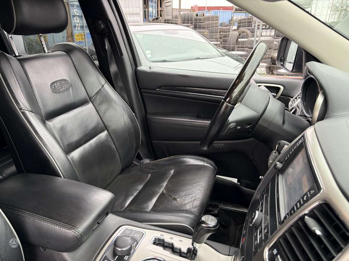 Jeep Grand 2013 — photo 10