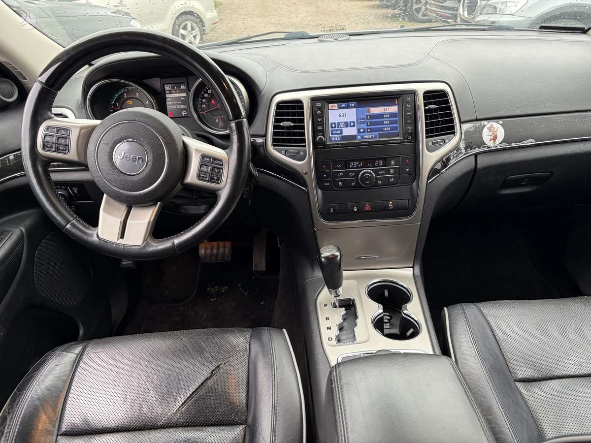 Jeep Grand 2013 — photo 19