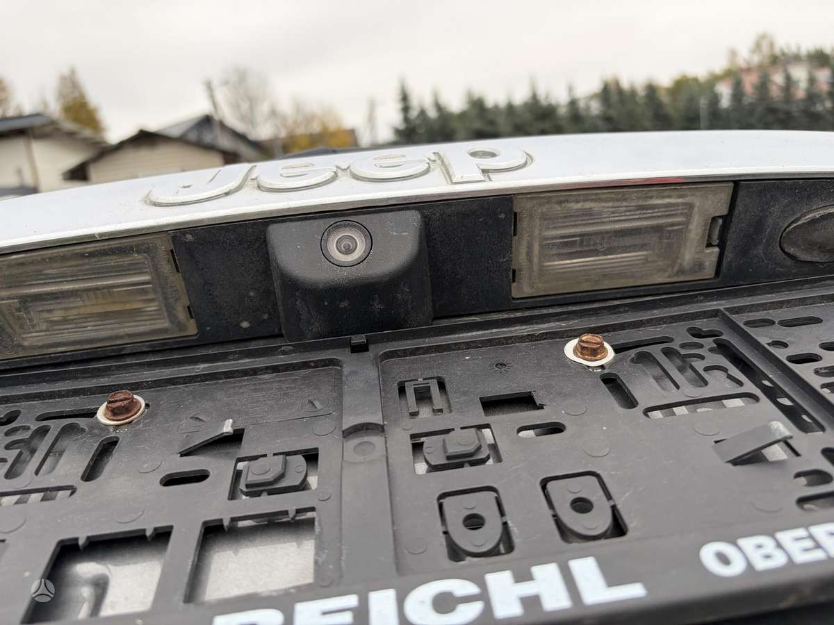 Jeep Grand 2013 — photo 23