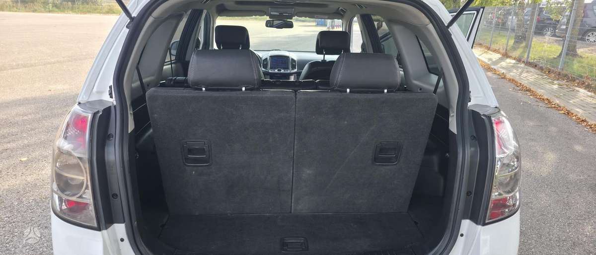 Chevrolet Captiva 2011 — photo 15