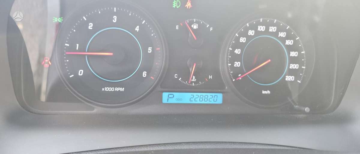 Chevrolet Captiva 2011 — photo 18