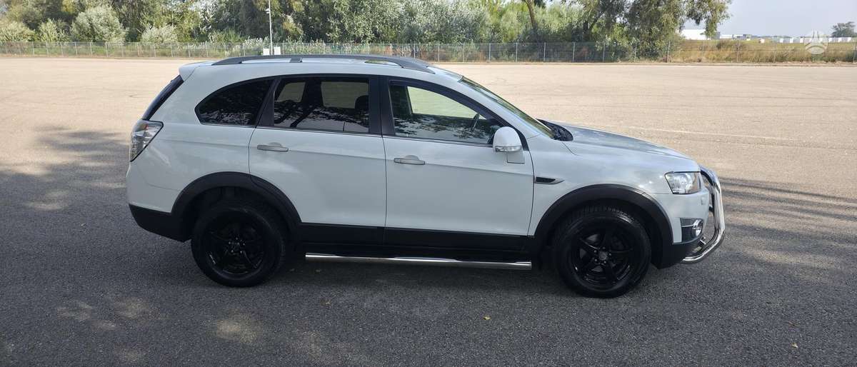 Chevrolet Captiva 2011 — photo 7