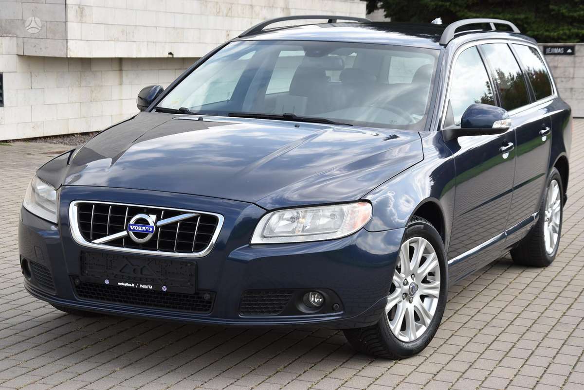Volvo V70 2010 — photo 5