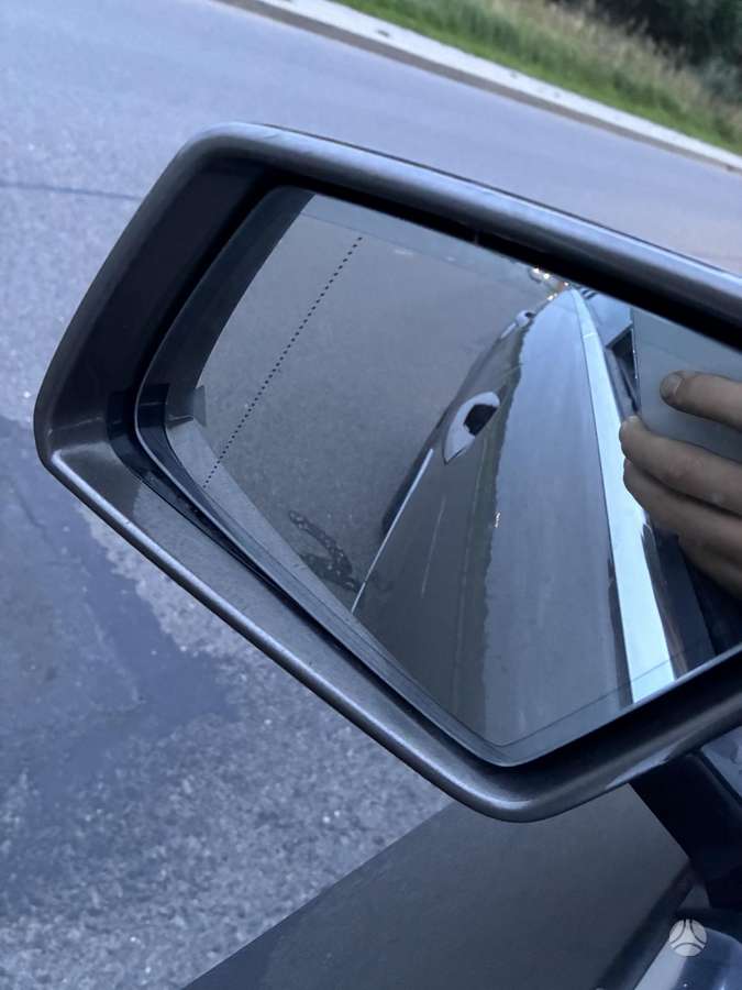Mercedes-Benz E250 2010 — photo 10