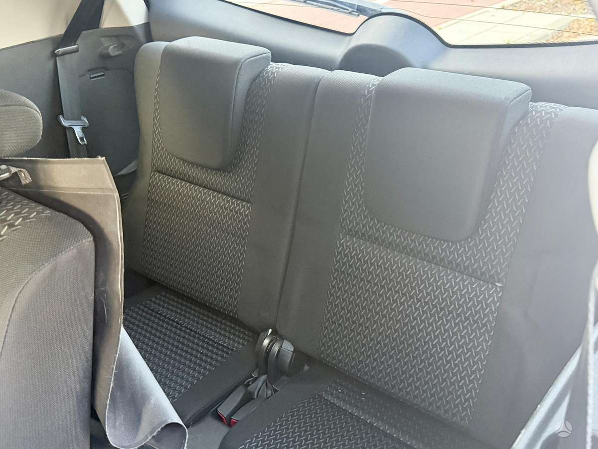 Toyota Corolla 2008 — photo 14