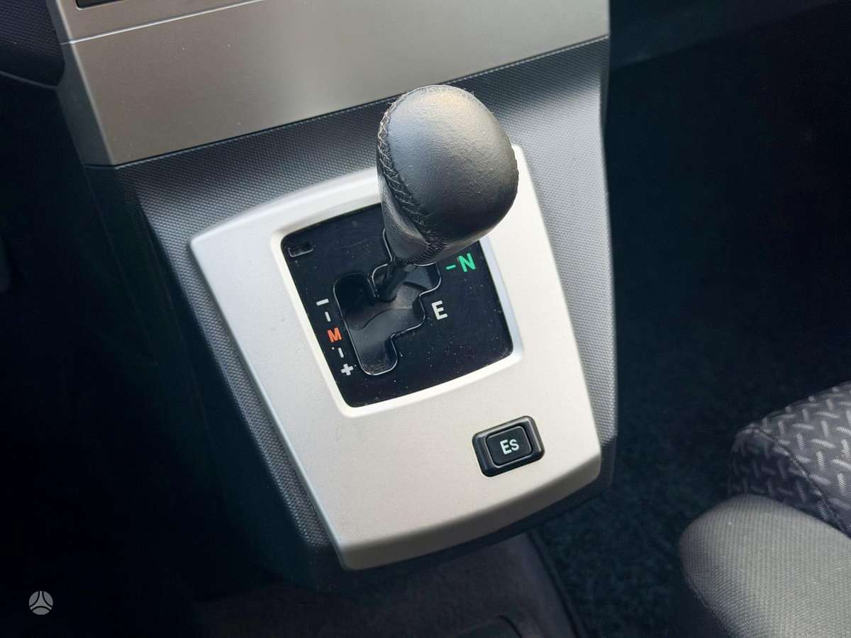 Toyota Corolla 2008 — photo 18