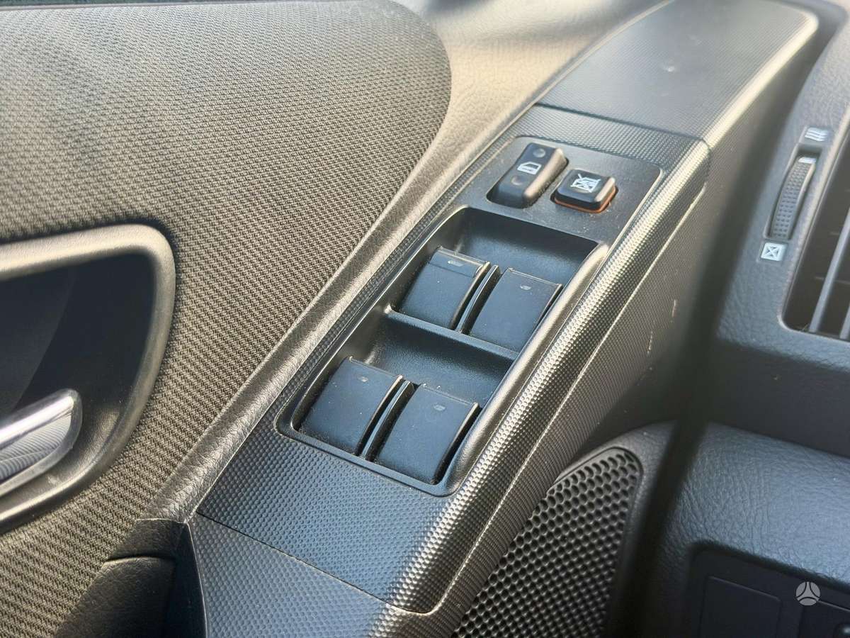 Toyota Corolla 2008 — photo 20