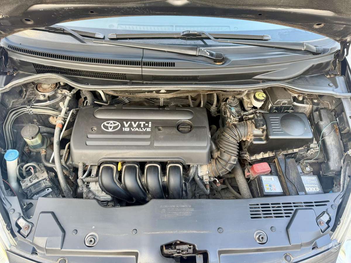 Toyota Corolla 2008 — photo 27