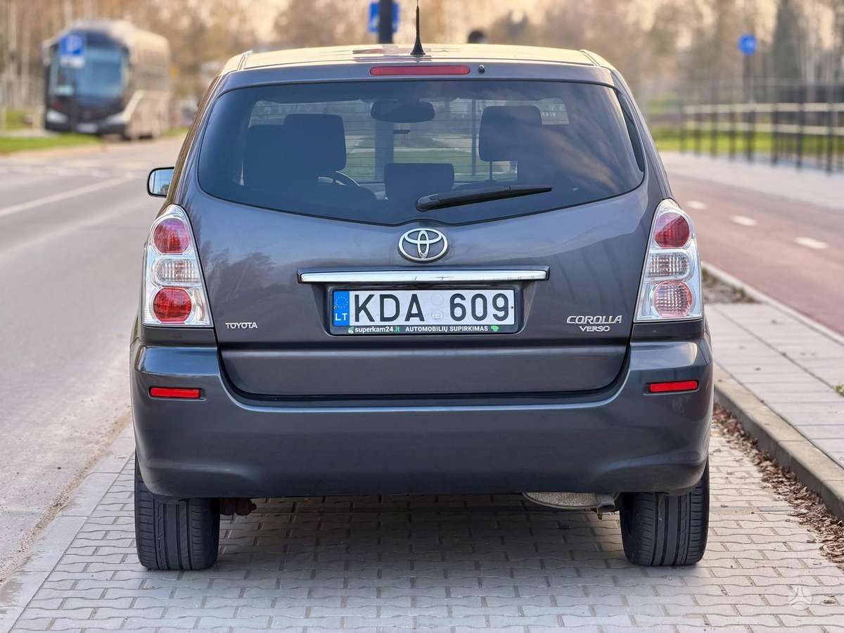 Toyota Corolla 2008 — photo 6