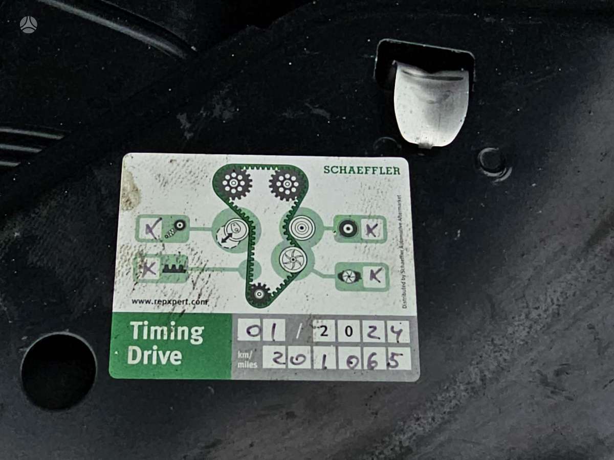 Volvo XC70 2009 — photo 38