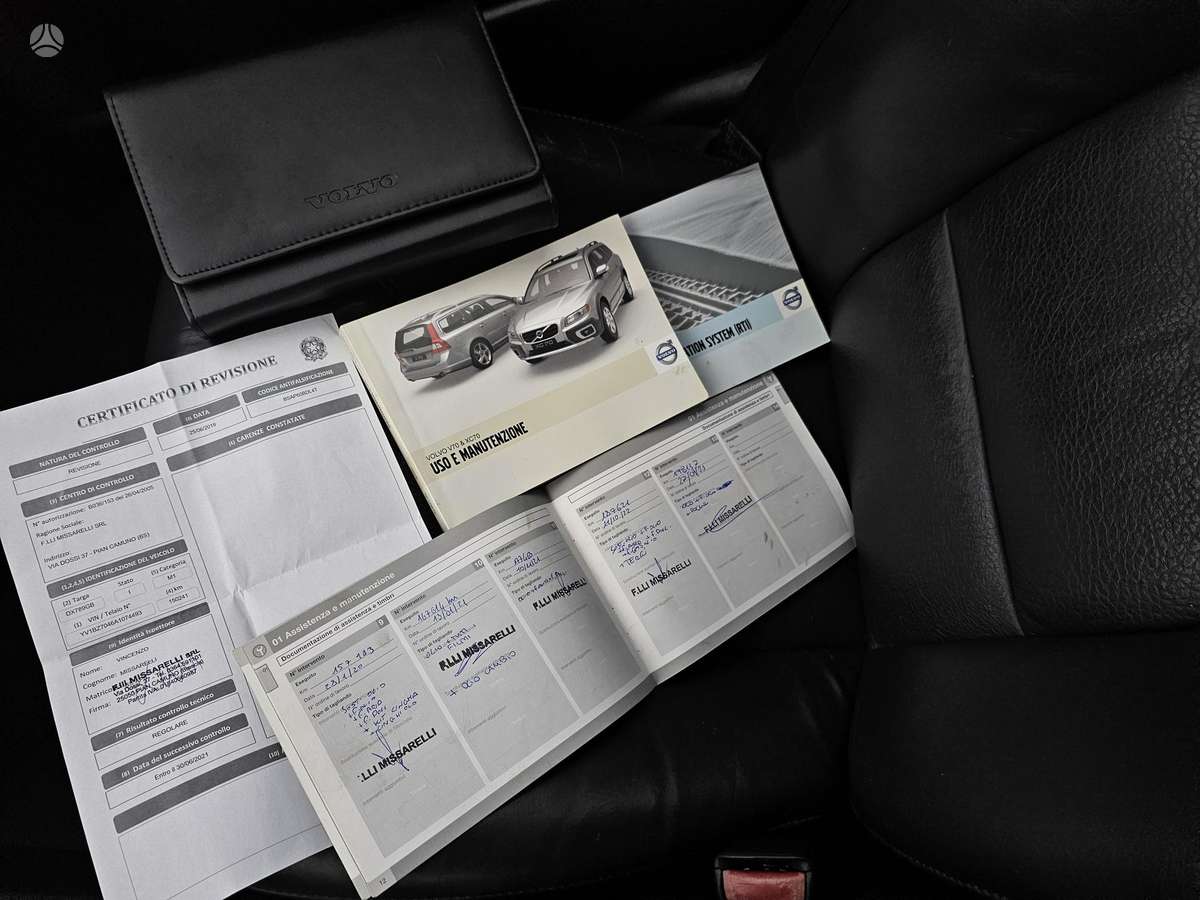 Volvo XC70 2009 — photo 39