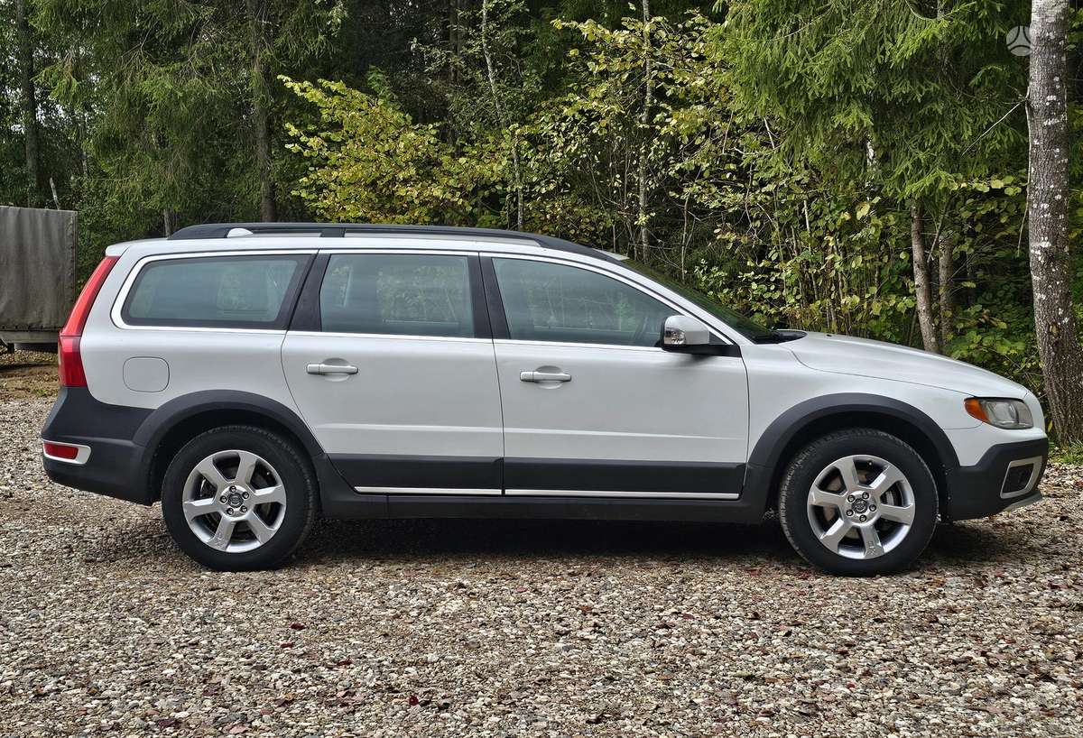 Volvo XC70 2009 — photo 7