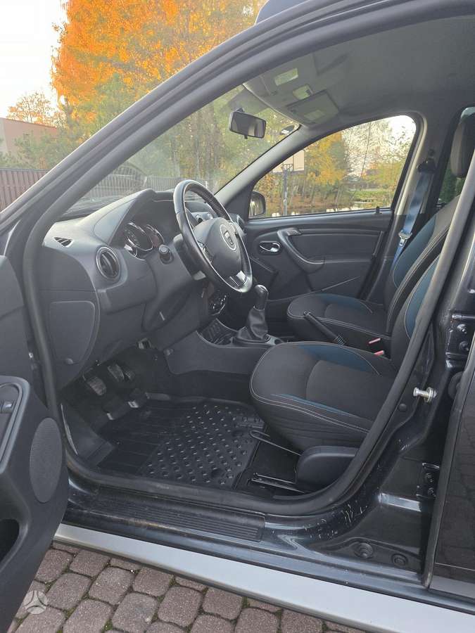 Dacia Duster 2015 — photo 14