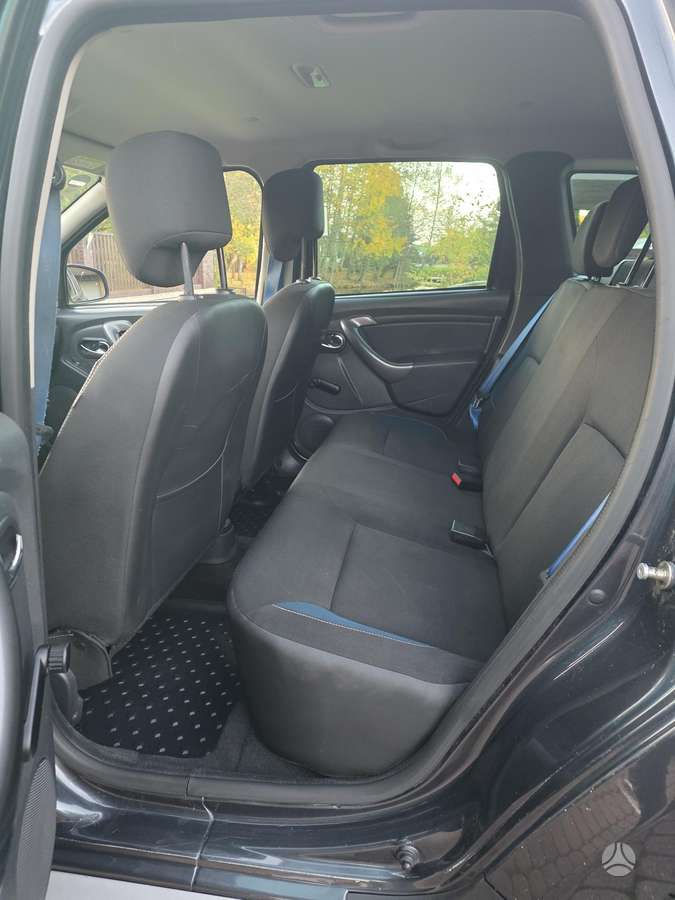 Dacia Duster 2015 — photo 16