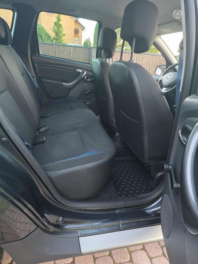 Dacia Duster 2015 — photo 17
