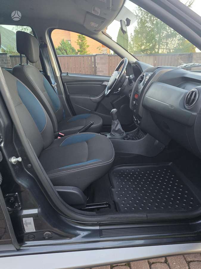 Dacia Duster 2015 — photo 18