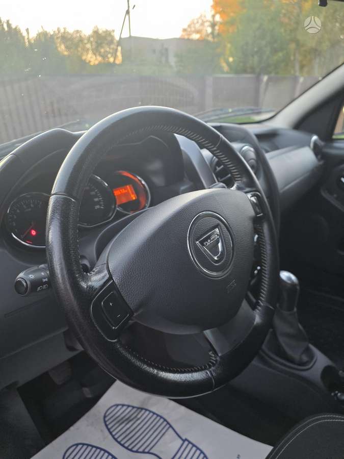 Dacia Duster 2015 — photo 26