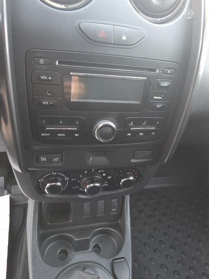 Dacia Duster 2015 — photo 27