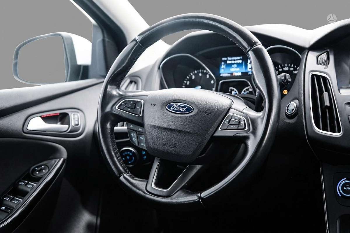 Ford Focus 2015 — фото 6