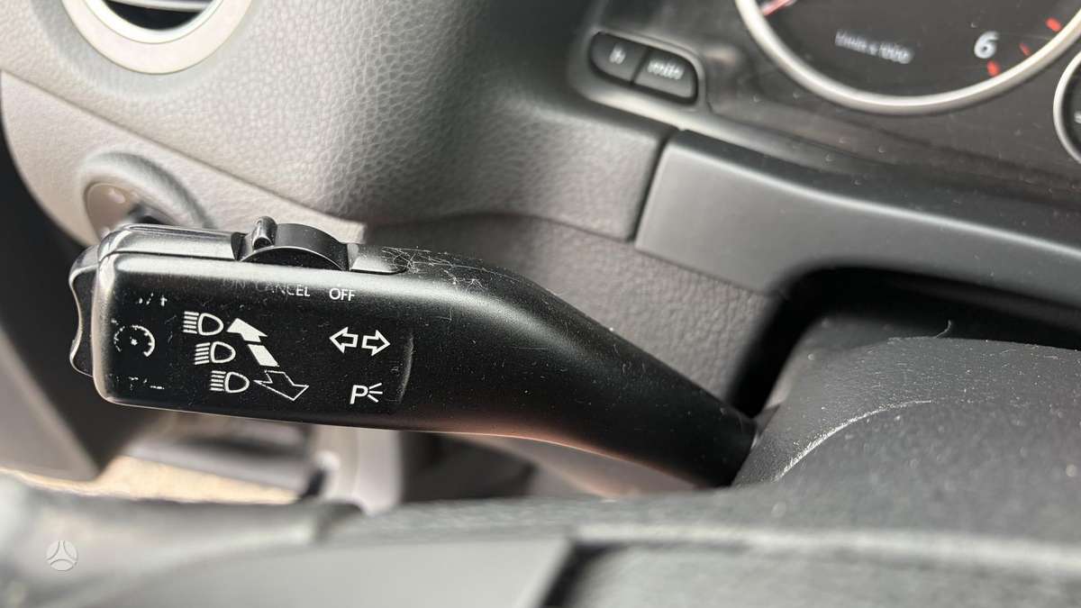 Volkswagen Tiguan 2009 — photo 11