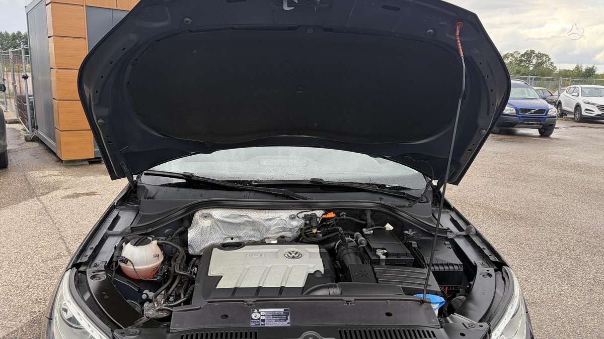 Volkswagen Tiguan 2009 — photo 13