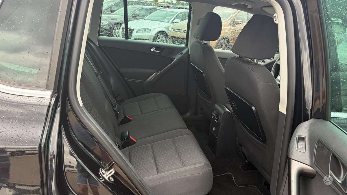 Volkswagen Tiguan 2009 — photo 20