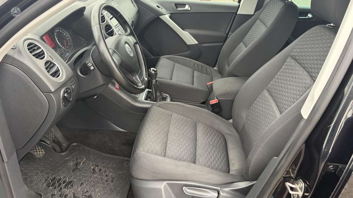 Volkswagen Tiguan 2009 — photo 26