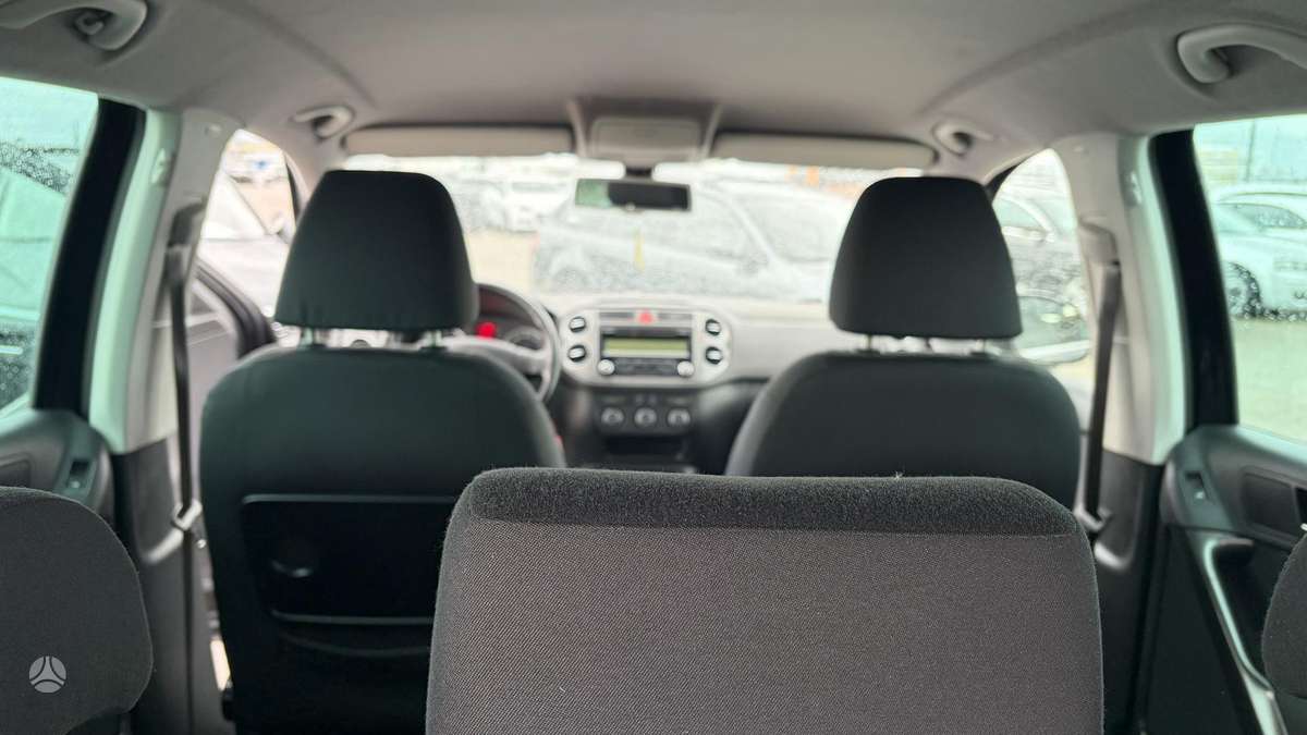 Volkswagen Tiguan 2009 — photo 30