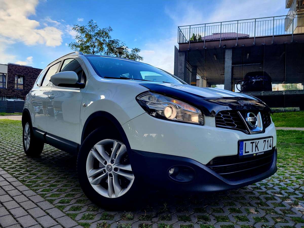 Nissan Qashqai+2 2010 — photo 10