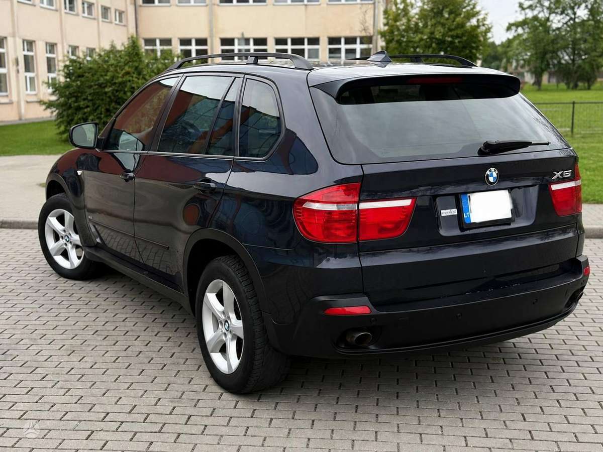 BMW X5 2007 — салон