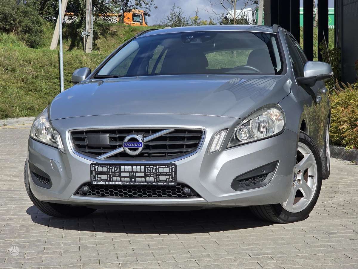Volvo V60 2011 — двигун 1984 cm³, 163 HP (120kW)