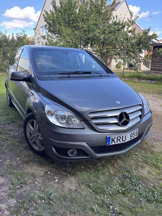 Mercedes-Benz B200, 2009