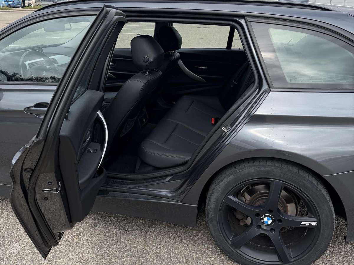 BMW 318 2013 — photo 12