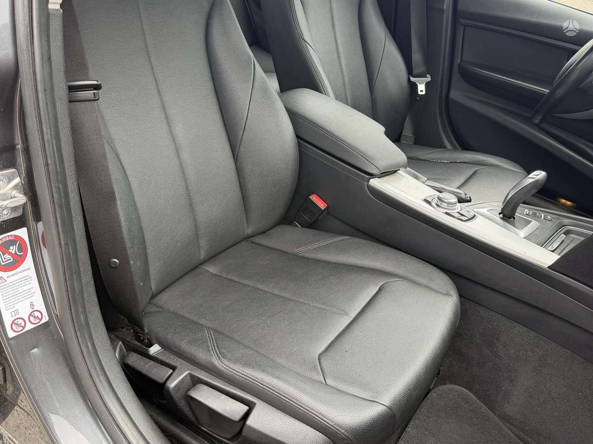 BMW 318 2013 — photo 13