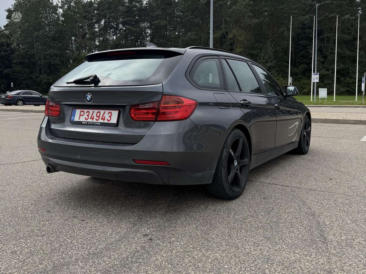 BMW 318 2013 — photo 7