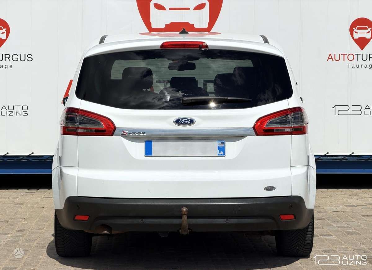 Ford S-MAX 2013 — photo 10