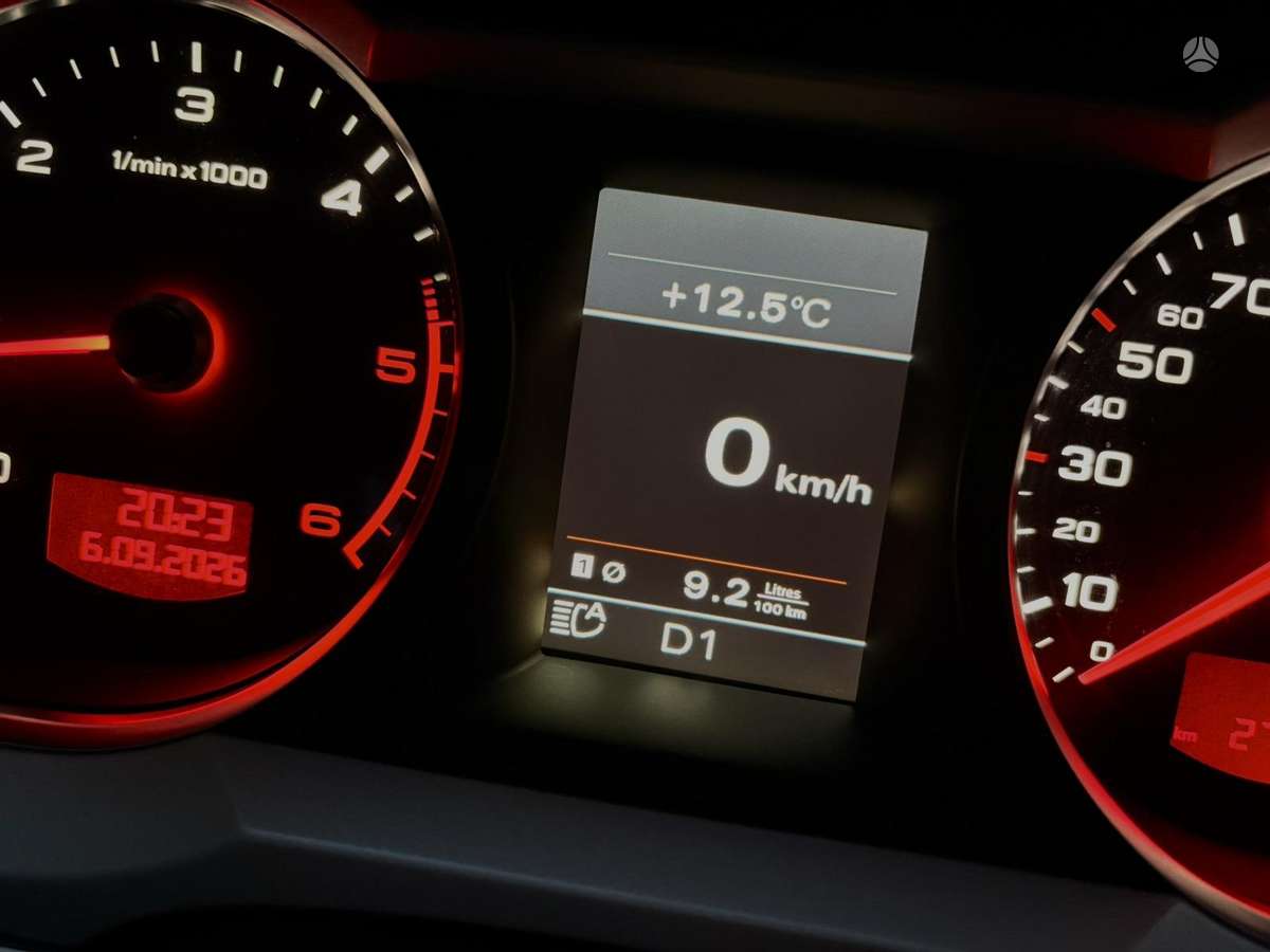Audi A6 2011 — photo 12