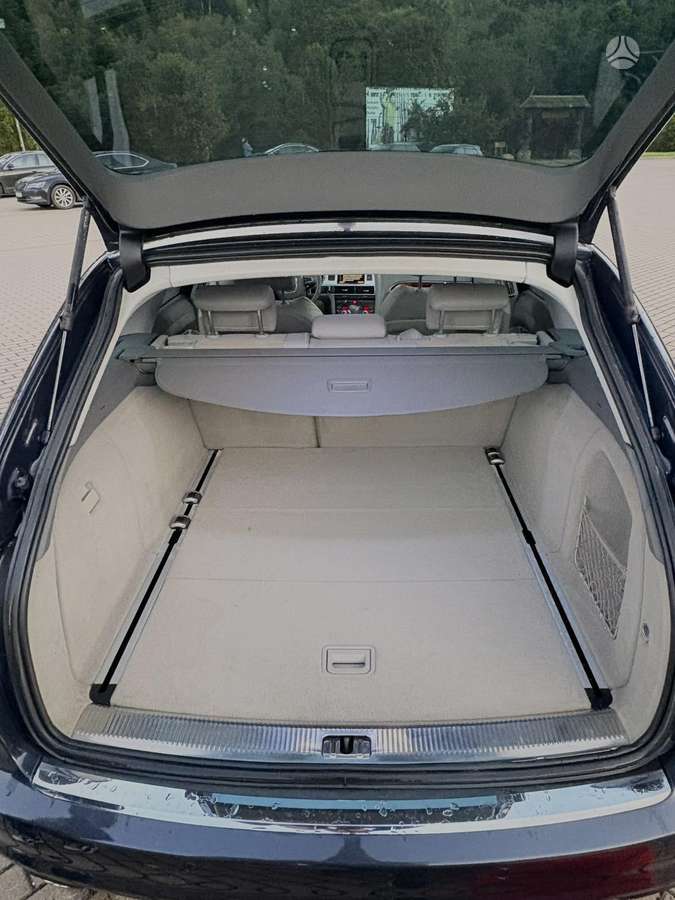 Audi A6 2011 — photo 17