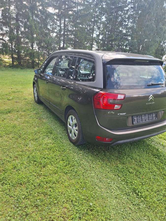 Citroen Grand 2014 — engine 1560 cm³, 111 HP (82kW)