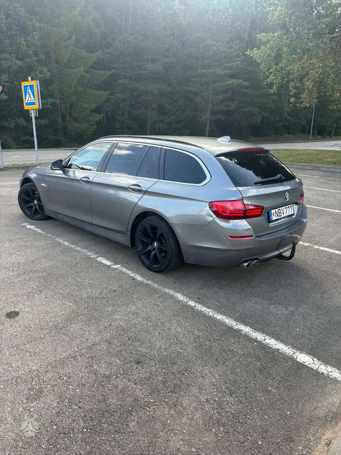 BMW 520 2012 — photo 10