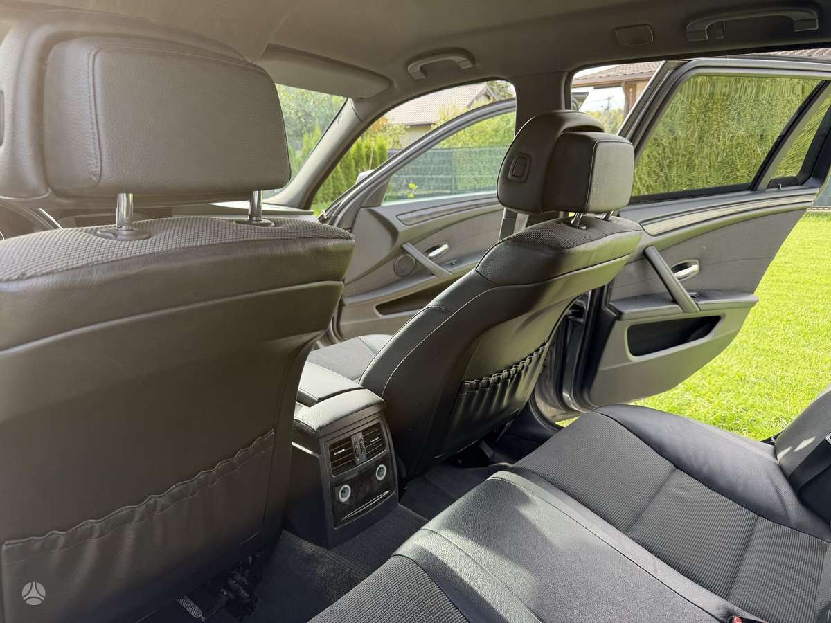 BMW 525 2009 — photo 13