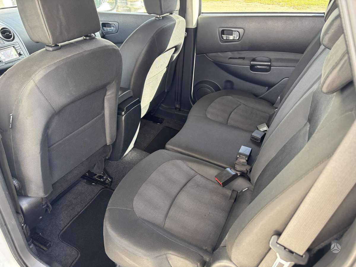 Nissan Qashqai+2 2012 — photo 10