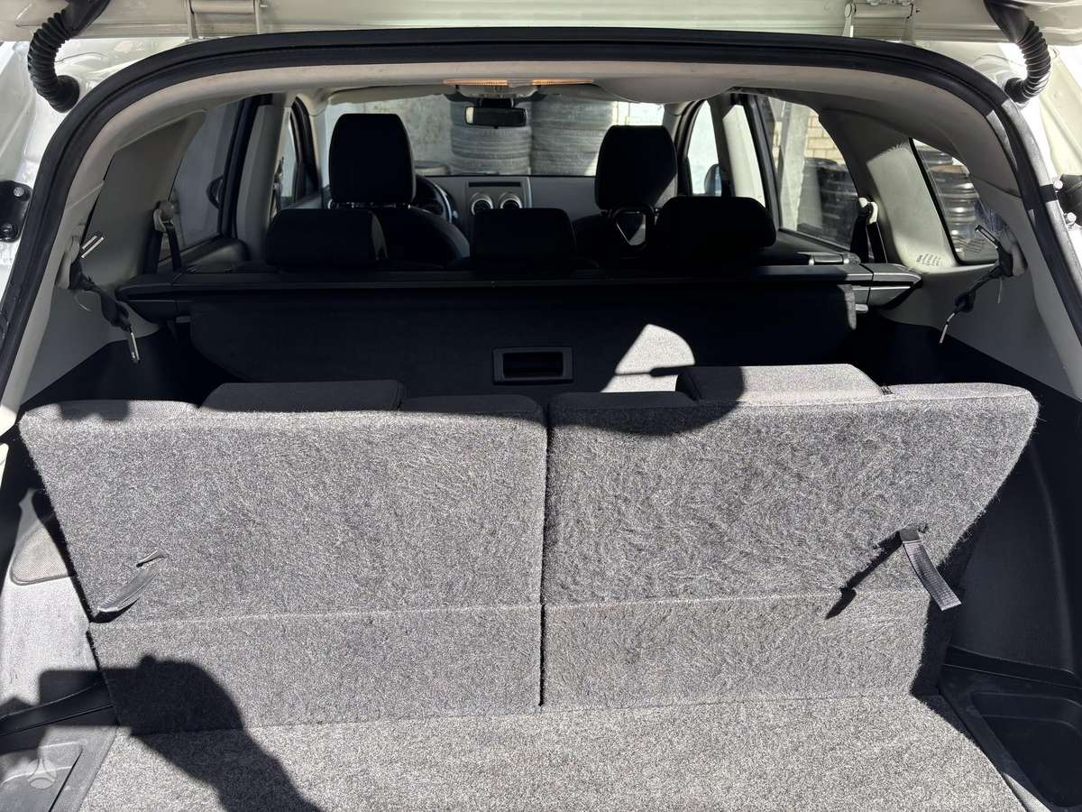 Nissan Qashqai+2 2012 — photo 12