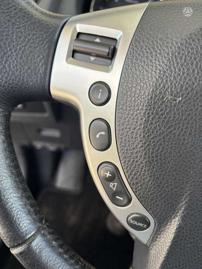 Nissan Qashqai+2 2012 — photo 16