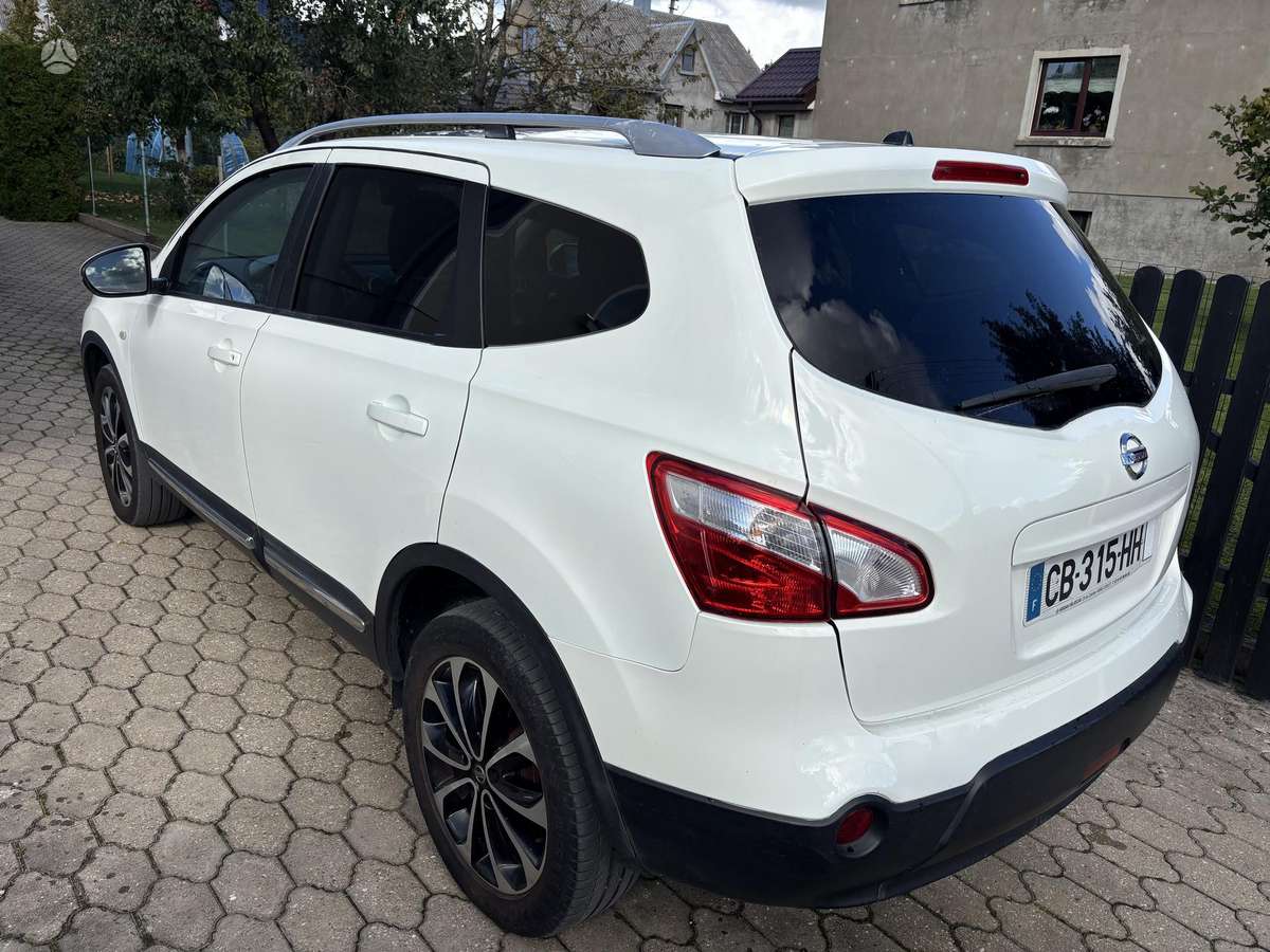 Nissan Qashqai+2 2012 — photo 6