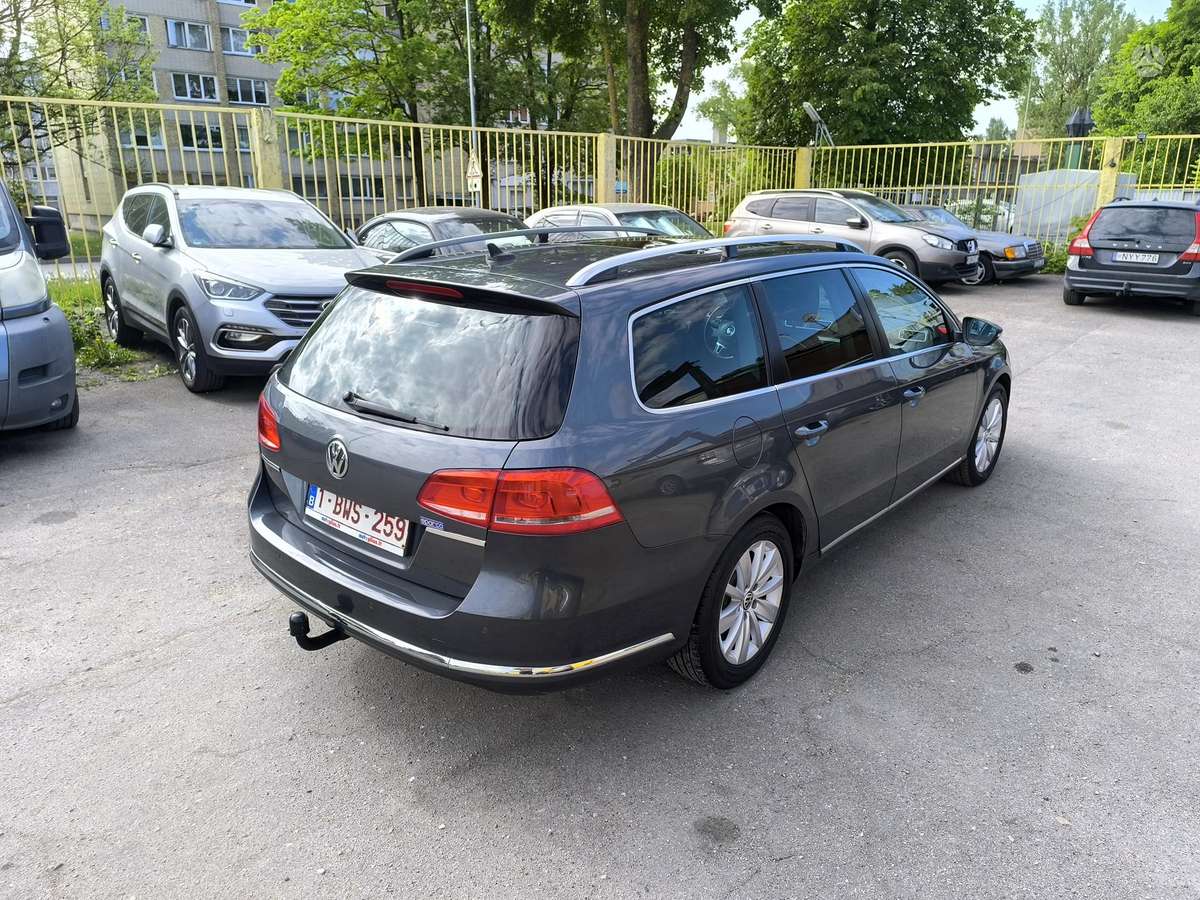 Volkswagen Passat 2012 — photo 6