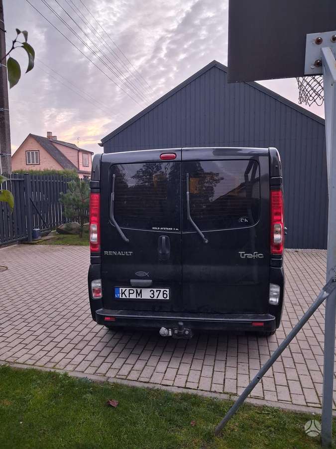 Renault Trafic 2006 — двигун 2000 cm³, 114 HP (84kW)